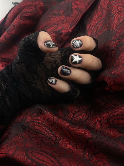 Маникюр с пркрытием 150.000 Саракулька