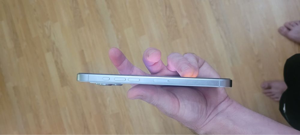 Vand iphone 16 pro max