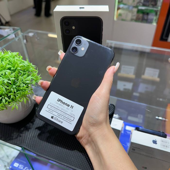 iPhone 11 64gb 100% | iStore