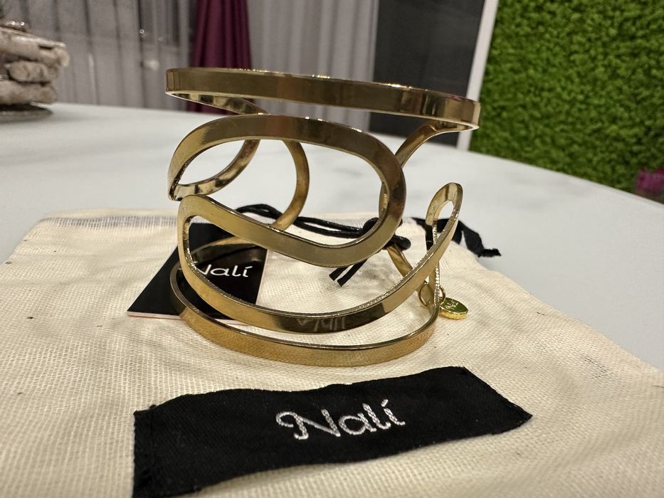 Дамски гривни нови