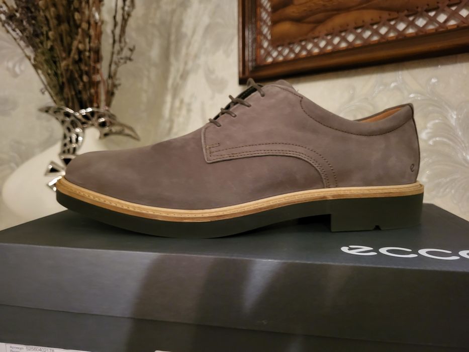 Продам мужские туфли