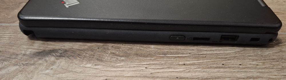 Лаптоп Lenovo ThinkPad 11e Yoga GEN 6 i5-8200Y (2-in-1) 11.6" 8GB 256G