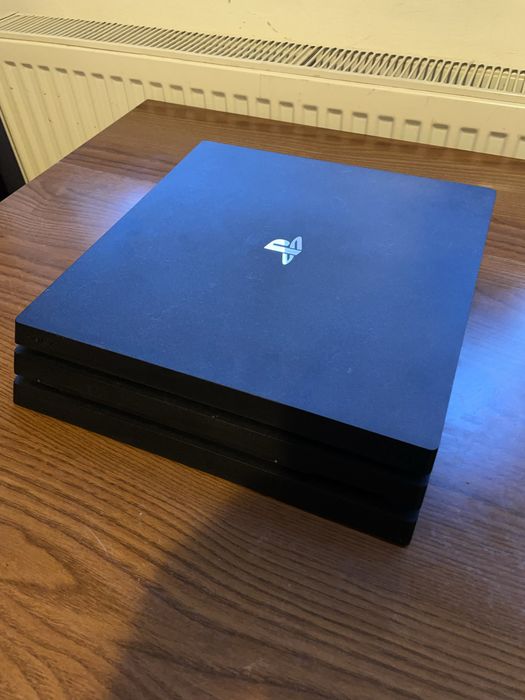 Playstation PS4 PRO 1tb