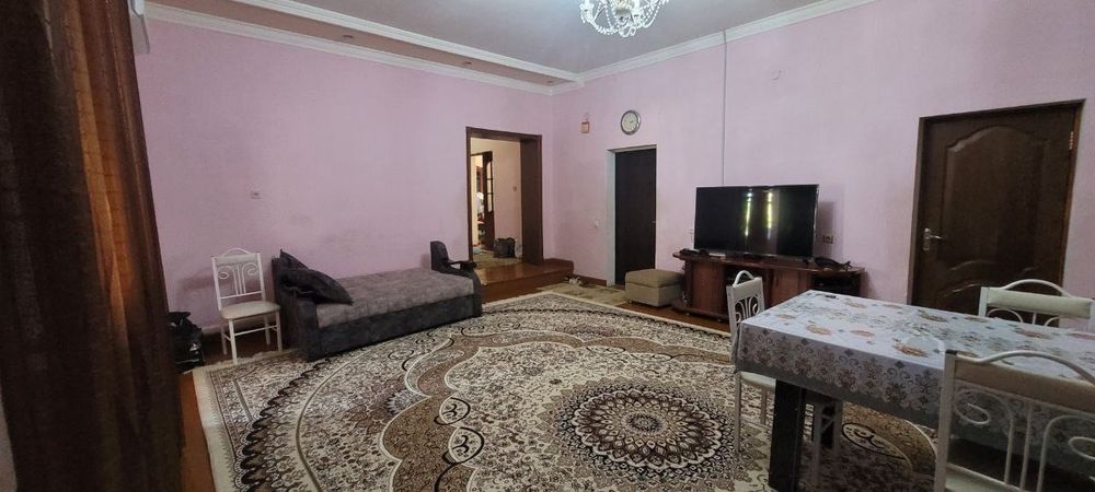 Жилой дом с участком