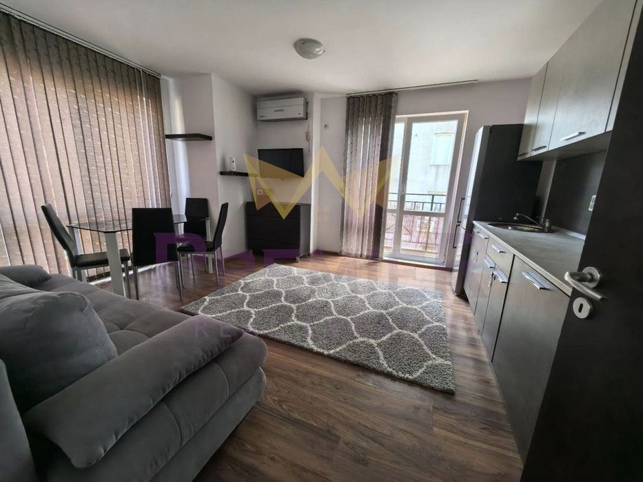 Дава се под наем Двустаен апартамент в Варна, Завод Дружба - 55 кв.м за 382.5 € - Снимка #2