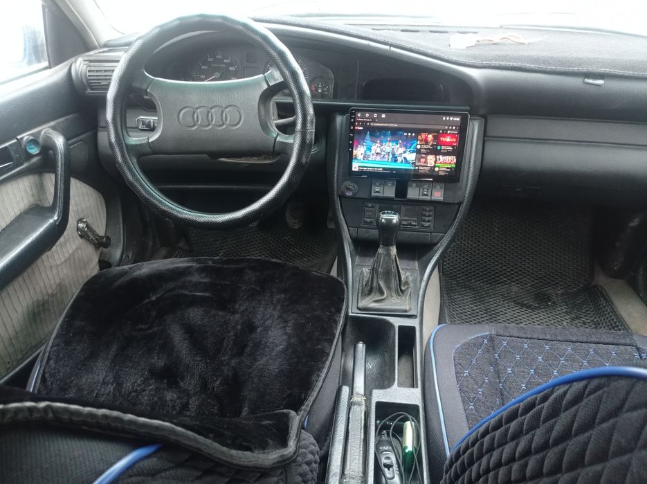 Ауди 100 с 4 сидан