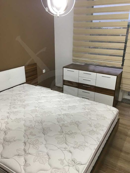 Дава се под наем Тристаен апартамент в Пловдив, Христо Смирненски - 105 кв.м за 648.21 € - Снимка #4