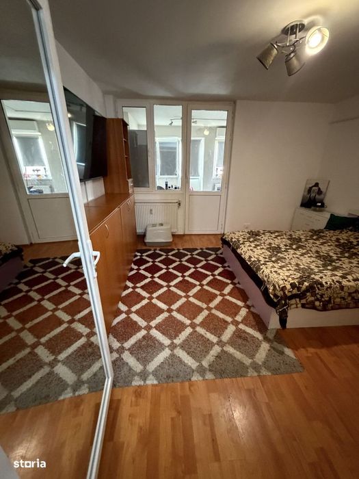 Garsonieră zona Lapus