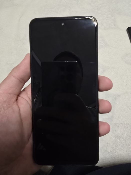 Redmi 12 6ga128 xolati yaxshi