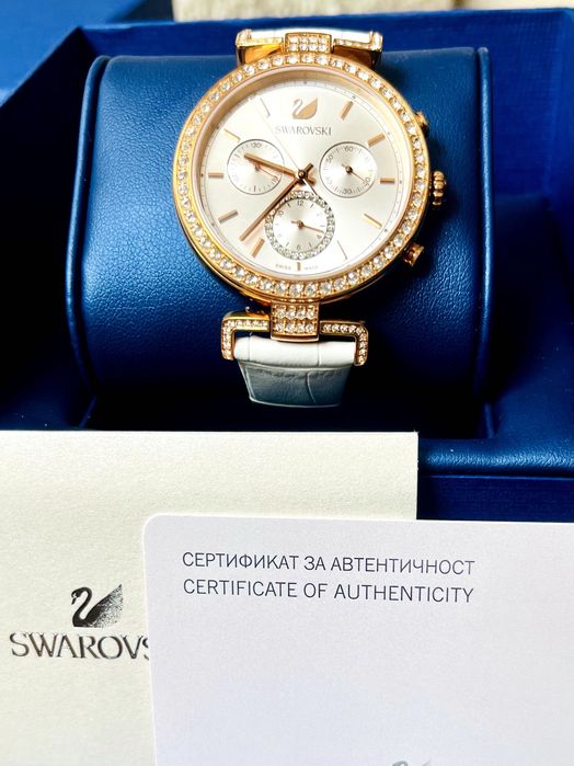 Нов Сваровски (Swarovski) дамски часовник