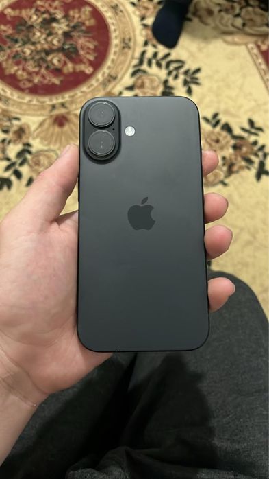 Айфон 16 новый почти