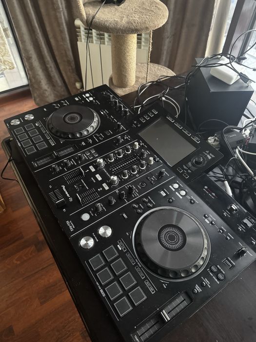 Контроллер Pioneer DJ XDJ-RX2