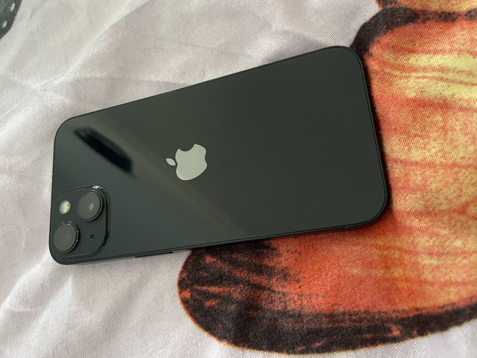 Vand urgent iphone 13 stare ca nou !