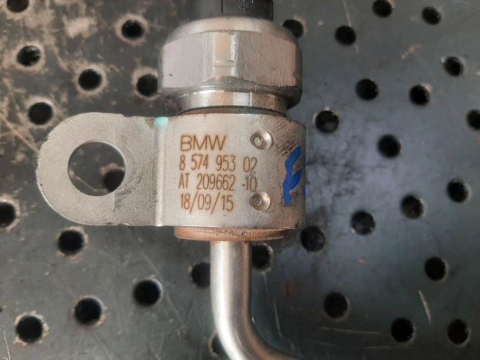 senzor presiune ulei 1.5 d b37d15a  bmw seria 1 f20 f21 857495302