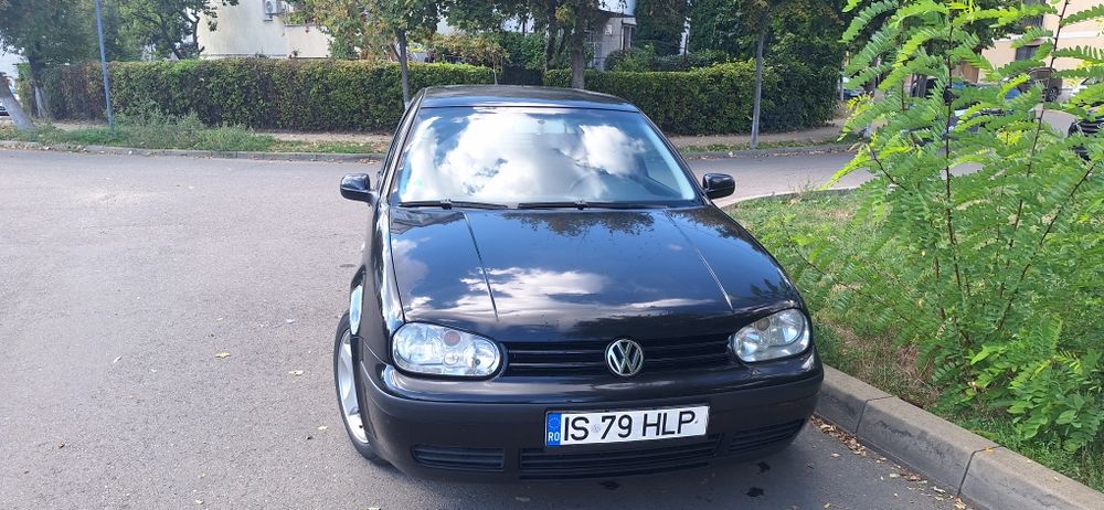Volkswagen Golf 4 – 1.4 benzină – 2004 – ITP valabil 2027