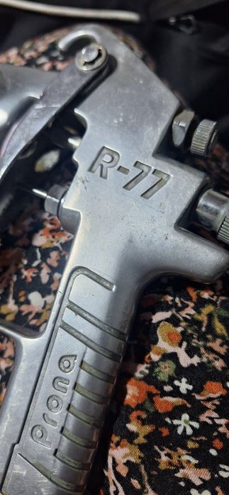 Pistol de vopsit