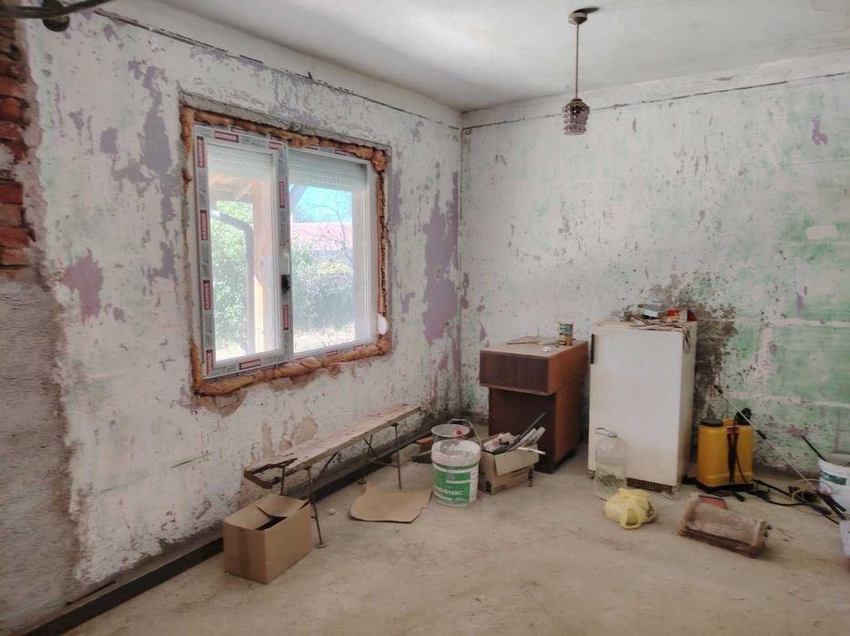 Къща в близост до Дунав и Искър област Плевен.