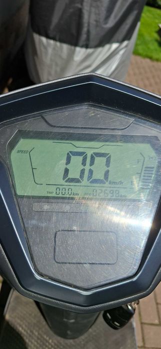 Scuter electric fără permis