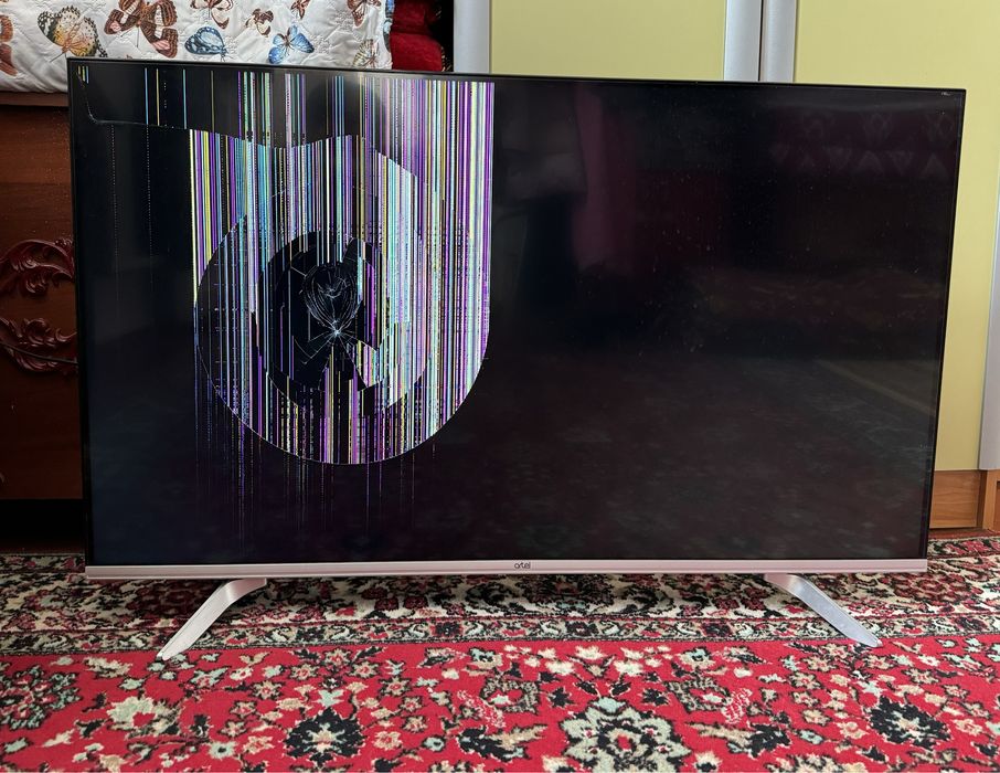 Телевизор 2000 тг