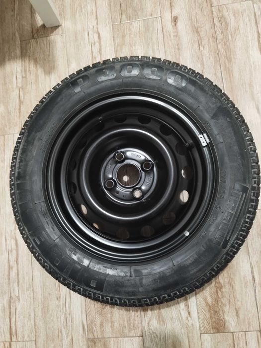 Roata Rezerva Hyundai Accent 2008 Cauciuc+Janta Tabla  100 lei