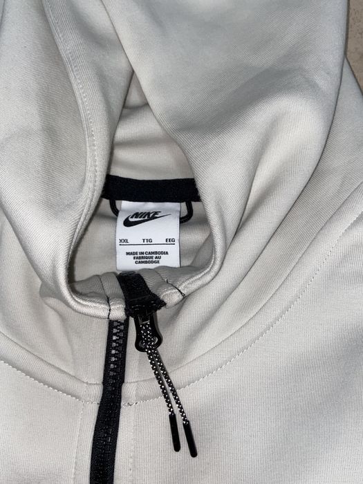 Nike tech fleece hanorac culoare bej închis