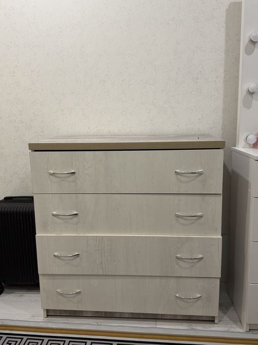 Комод спальный 20к