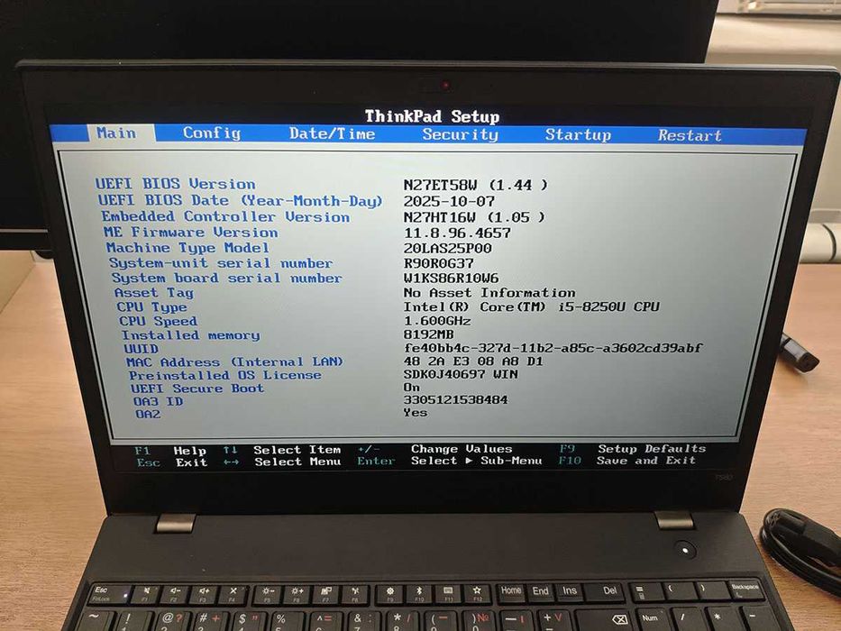 Лаптоп Lenovo Thinkpad T580, i5-8265U, 8gb ram, 256gb ssd, със зарядно