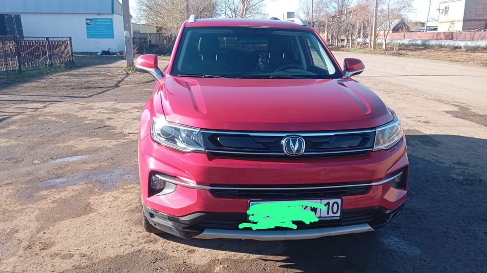 CHANGAN CS35-plus сатылады.