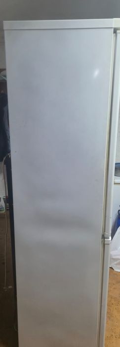 Продам холодильник с доставкой