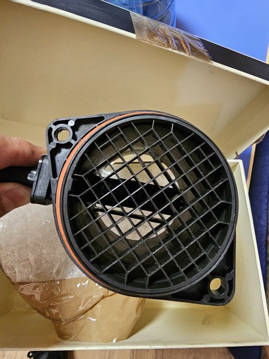 Дебитомер Jeep Cherokee 2014-2017г 05146957AA