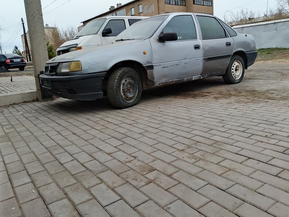 Продам Опель вектра А.