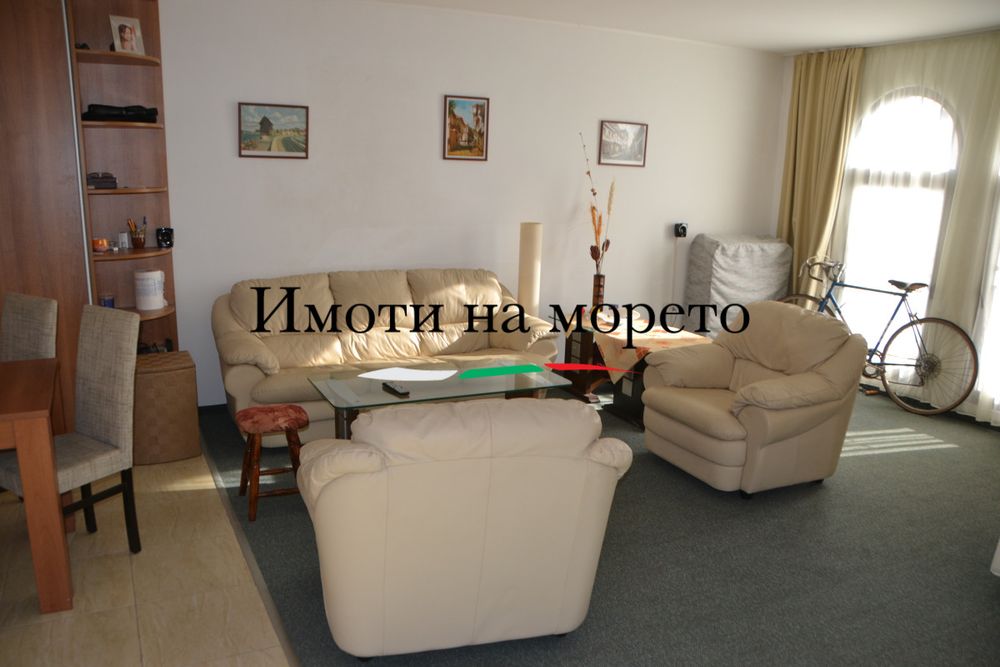 Двустаен с директен изглед море на брега, Ахелой
