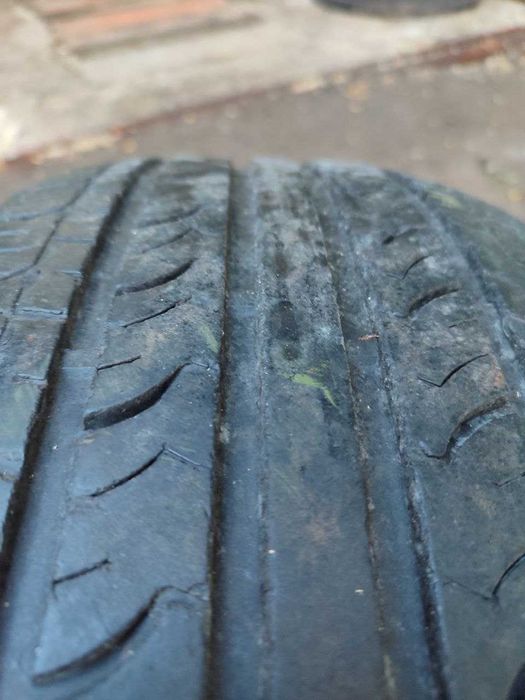 Автошины  Continental 215/55 R18