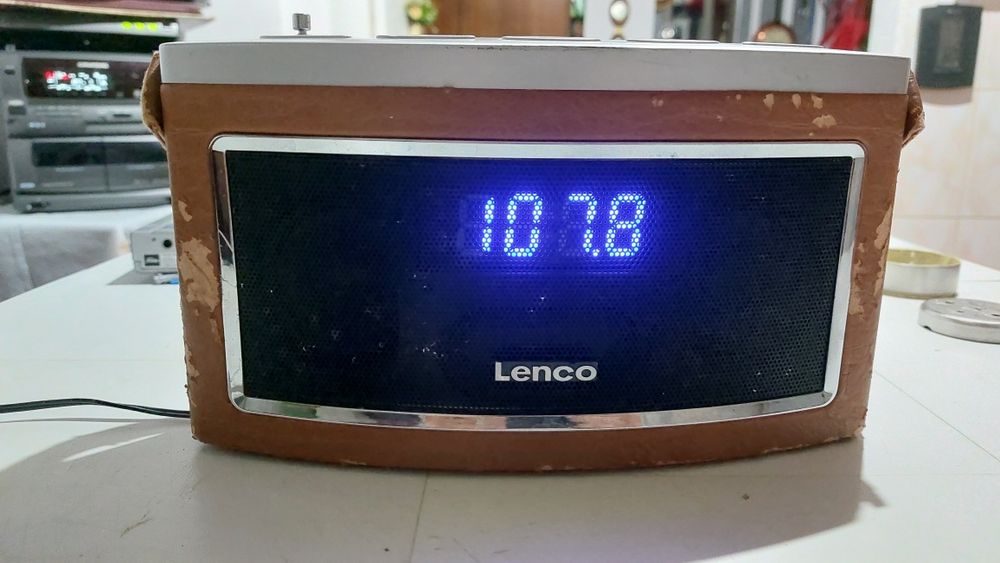 radiotranzistor Lenco
