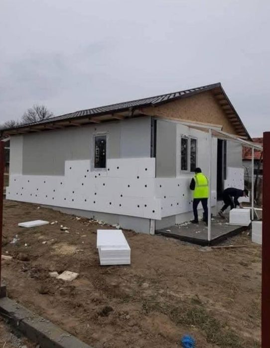 Case modulare  la comanda