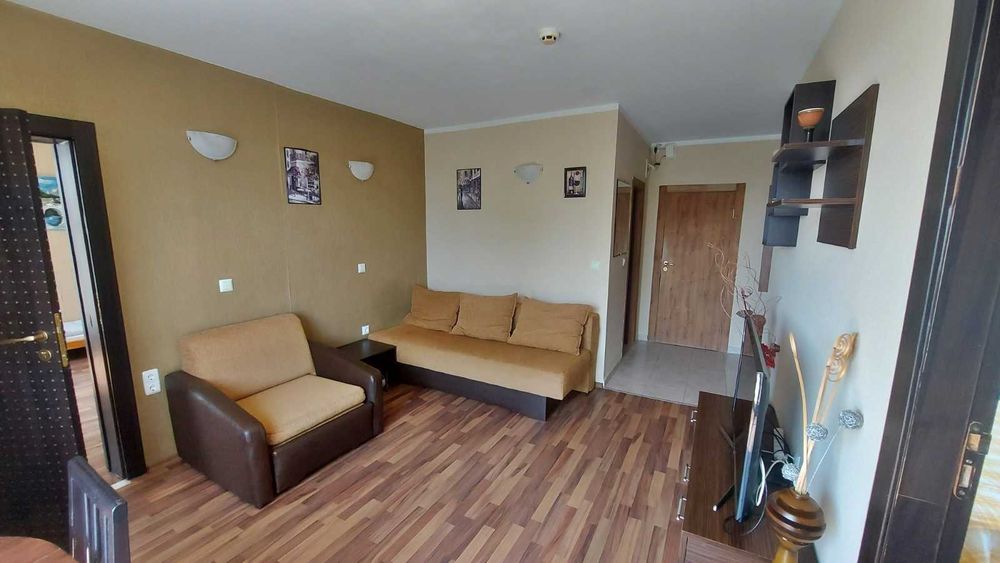 Продава се Тристаен апартамент в к.к. Слънчев бряг - 99 кв.м за 910 €/кв.м - Снимка #3