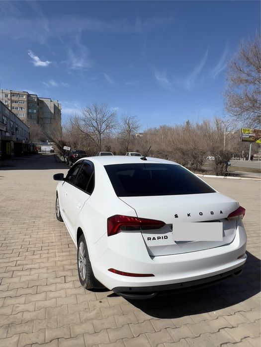 Продам skoda rapid