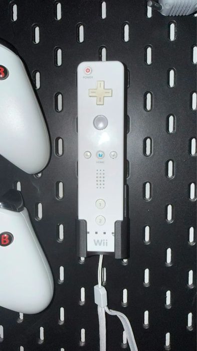 Suport Wii Remote pentru Ikea Skadis