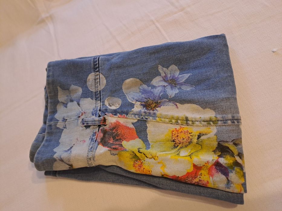 Miss Sixty Уникална нова пола Размер S