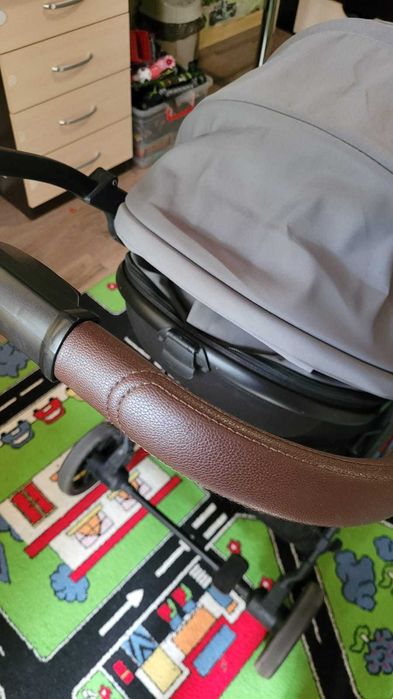 Продам прогулочную коляску Coballe