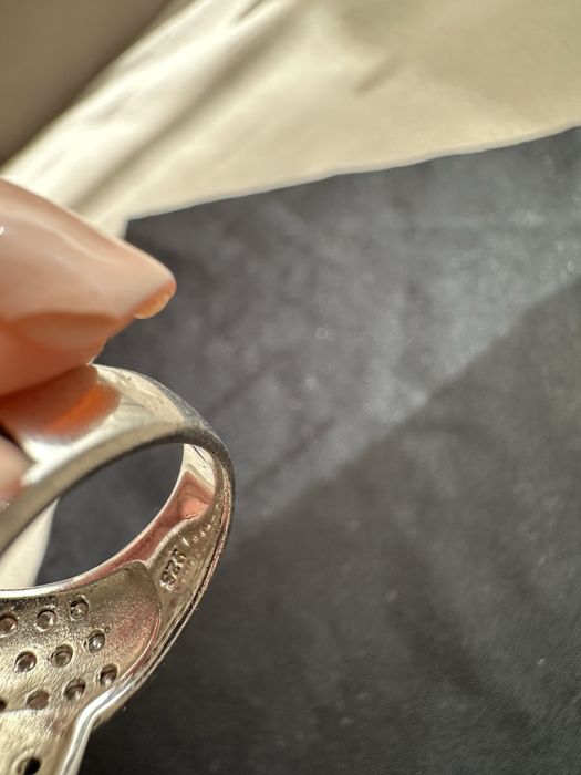 Красив сребърен пръстен