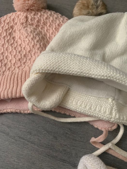 Зимни шапки - общо 10 лв