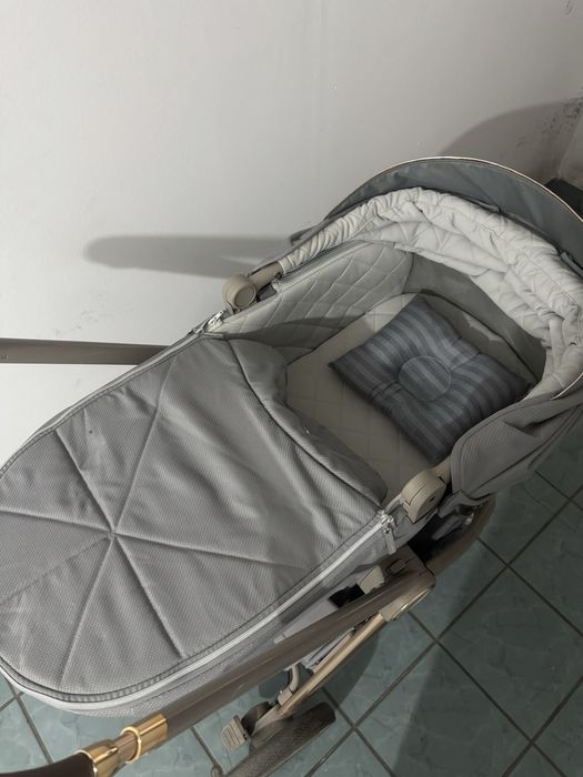 Продам коляску 2/1