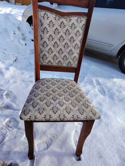 Продам стулья 4 штуки