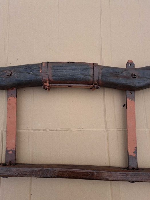 Jug  pentru boi, lemn de corn, 100 ani