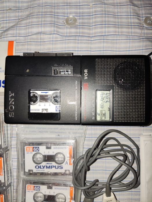 Миниатюрный диктофон, новый. SonM -770Vy