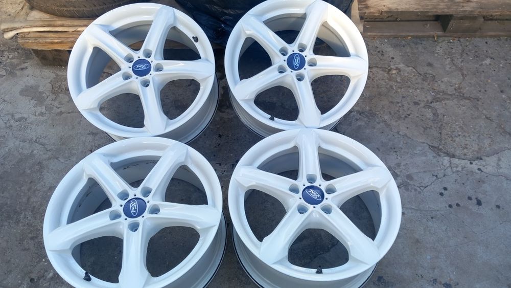 Set 4 jante aliaj r17 Ford  5x108, Focus,kuga,Mondeo,S-max Volvo, Cmax, Puma preț 1600 lei setul