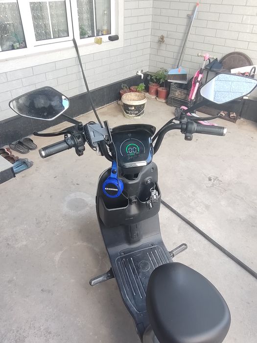 Skuter sotiladi srochna