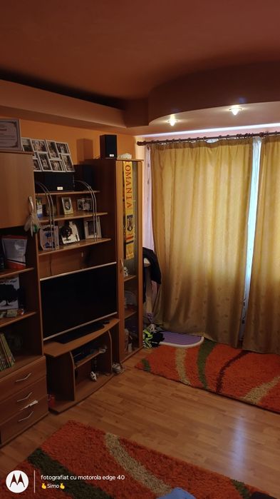 Ofer spre vânzare apartament două camere Mioveni, zona piață