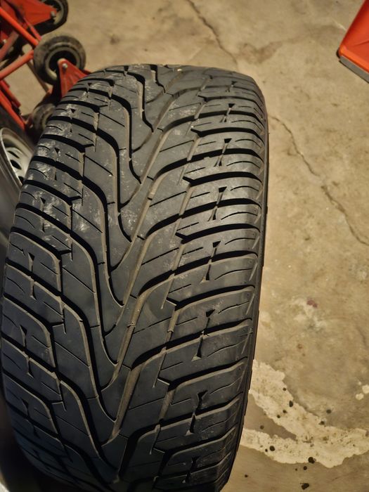 Продавам 4бр летни гуми  Hankook Ventus ST размер  275/55/17